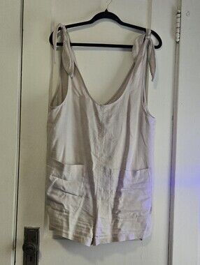 Arizona Light Beige Tie-Shoulder Romper with Front Pockets